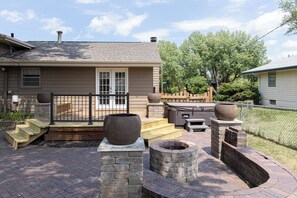 Terrace/patio - Splendid MidMod -Mid town - enjoyment and comfort (Omaha)