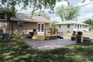 Terrace/patio - Splendid MidMod -Mid town - enjoyment and comfort (Omaha)