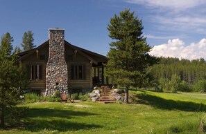 Exterior - Green Valley Ranch Lodge & Cabin (Coram)