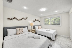 2 Schlafzimmer, Bügeleisen/Bügelbrett, kostenloses WLAN, Bettwäsche