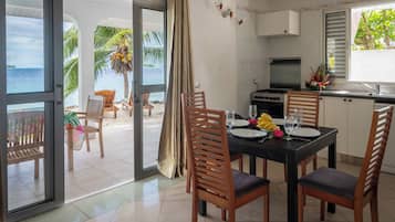 House, Sea View | Dining