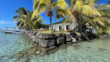 House, Sea View | Exterior