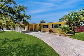Exterior - Sunny Pet-Friendly Retreat - Backyard with Lounge Seating, Firepit, Grill & Outdoor Patio! ☀️ (Cocoa)