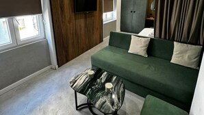 Unclassified image, 2 of 12, button - Warm Corner Studio Central Comfort (Tirana)