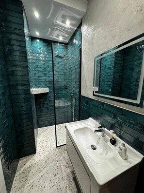 House - Warm Corner Studio Central Comfort (Tirana)