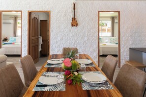 Maison, patio, vue plage | Coin séjour