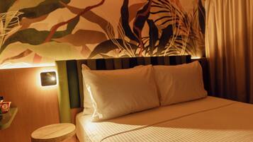 Minibar, in-room safe, free WiFi