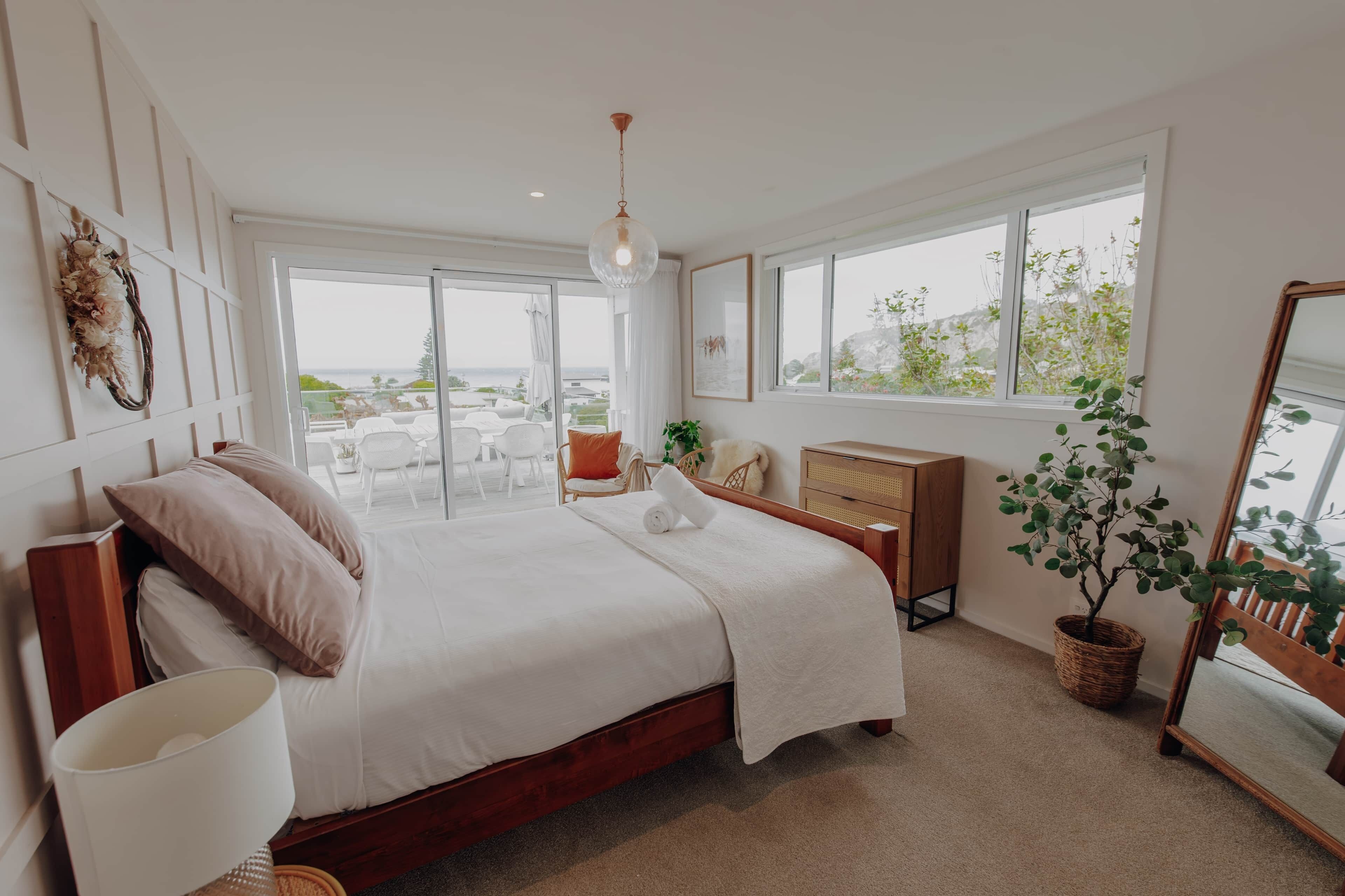 4 bedrooms, WiFi, bed sheets