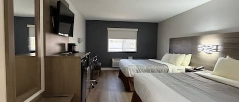 ห้องเบสิกดับเบิล | โต๊ะทำงาน, เตารีด/โต๊ะรีดผ้า, Wi-Fi ฟรี, ผ้าปูที่นอน