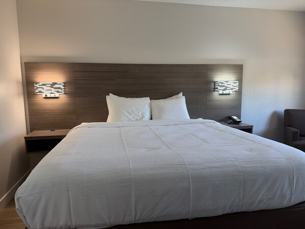 Iron/ironing board, free WiFi