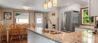 Delightful 4-bedroom house in Gaylord Michigan perfect for large families