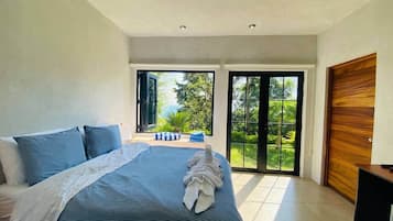 Caja fuerte, tabla de planchar con plancha, cuna de viaje y wifi gratis