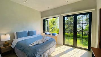 Caja fuerte, tabla de planchar con plancha, cuna de viaje y wifi gratis