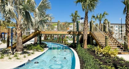 3-bedroom in Villatel Orlando Resort that sleeps 8 with waterpark and amenities