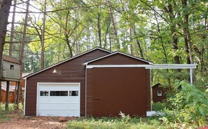 Exterior - Delightful 3-bedroom cabin on Big Roche Cri Lake in charming Friendship, WI! (Friendship)