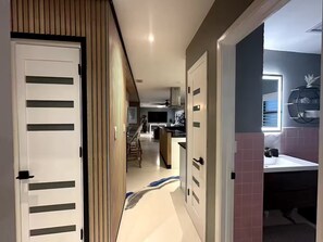 Interior - The Siesta Key Pool House – Private Inland Oasis (Sarasota)