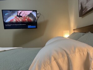 1 camera, ferro/asse da stiro, Wi-Fi, lenzuola