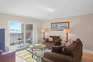 TV, DVD player - 🌊 New Listing! Caprice Resort Unit #305 – Gulf Front Comfort with Private Balcony (Saint Pete Beach)
