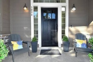 تفاصيل الفندق من الخارج