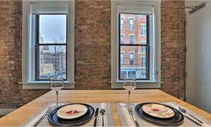 Dining - Sleek Studio Near Dtwn Dining & Entertainment (Cincinnati)