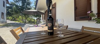 Panoramic Estate in the Langhe with Pool - Up to 12 Guests, Ideal for Groups