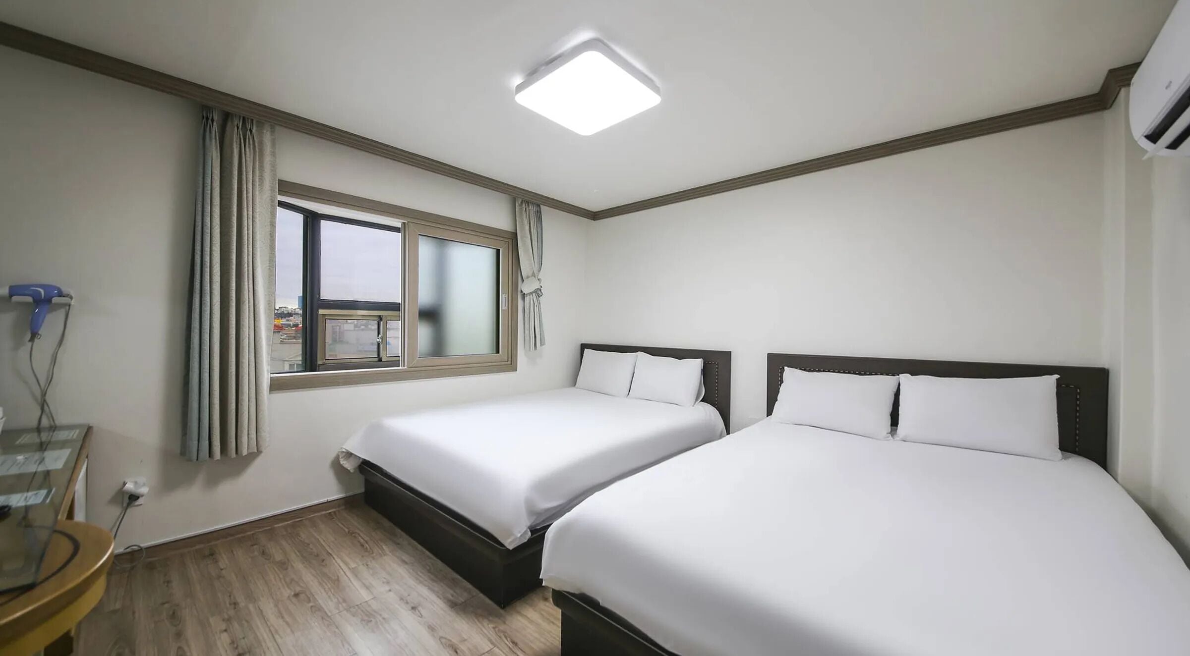 Chambre Deluxe avec lits jumeaux | Wi-Fi gratuit