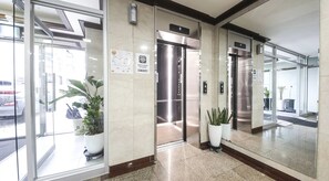 Lobby - Top Island Hotel (Jeju City)