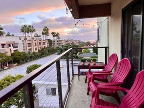 Property grounds - Partial ocean views, A/C, steps to tide pools (San Diego)