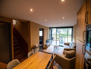 Pool - Mountain-view Eco-friendly Cottage (Marcoux)