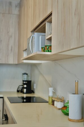 Deluxe Apartment, Balcony, Mountain View | Private kitchen - Apartments in Cumbaya near Airport (Cumbayá)