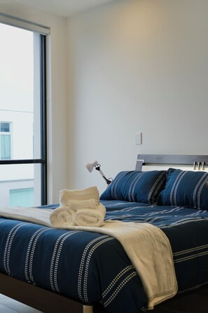 Appartamento Deluxe, balcone, vista montagna | Tende oscuranti, Wi-Fi gratuito