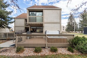 Terrace/patio - Park City Racquet Club Cedar View – 3BR Mountain Retreat with Decks & Views (Park City)