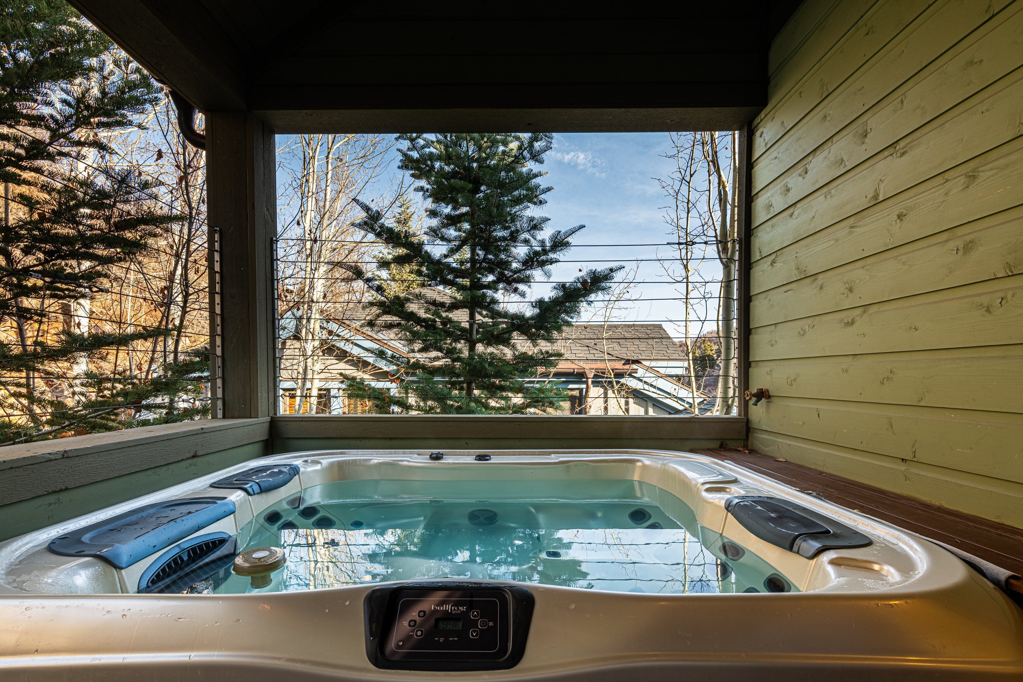 مغطس سبا داخلي