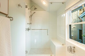Shower, hair dryer, towels - 5-Bedroom Park City Old Town Daly Overlook with stunning mountain views. (Park City)