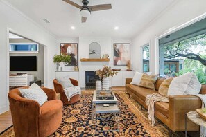 TV connectée, cheminée