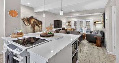 🌿 Tarrytown Condo Near Downtown + Lady Bird Lake | Tarrytown Comfort 🌵
