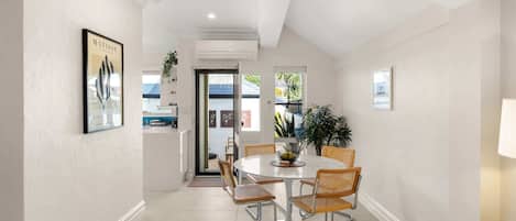 Apartment | Living room