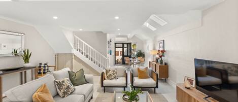 Apartment | Living room