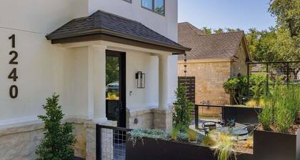 💎Great West Lake Location | Pet Friendly | Private Patio | The Gem💎