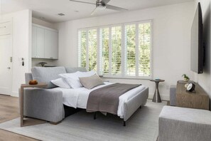 Desk, free WiFi, bed sheets