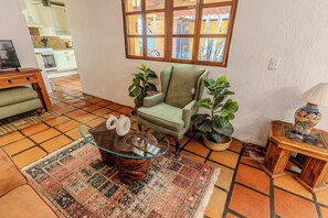 Living area - Casa Hidalgo Hideaway (Chapala)
