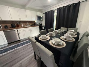 Dining - Magical Stay Near Universal Studios Florida (Orlando)