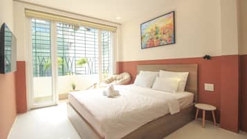 In-room safe, desk, blackout curtains, free WiFi