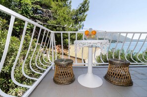 Property grounds - Guest House Daniela - Double Room With Balcony and Partial Sea View (Zupa dubrovacka)