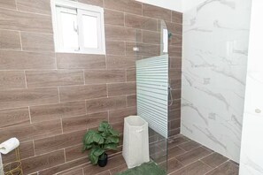 Shower, hair dryer, towels, soap - Villa Ala. (Punta Cana)