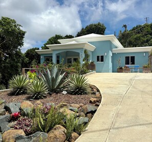 Exterior - Ocean View Retreat- Mountain Top, Heated Pool, Generator (St Thomas)