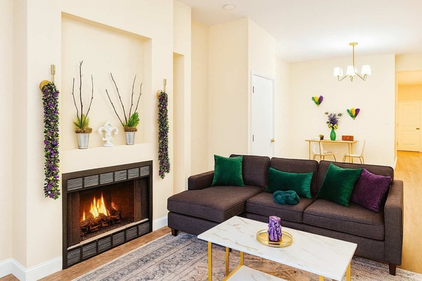 TV, fireplace, offices