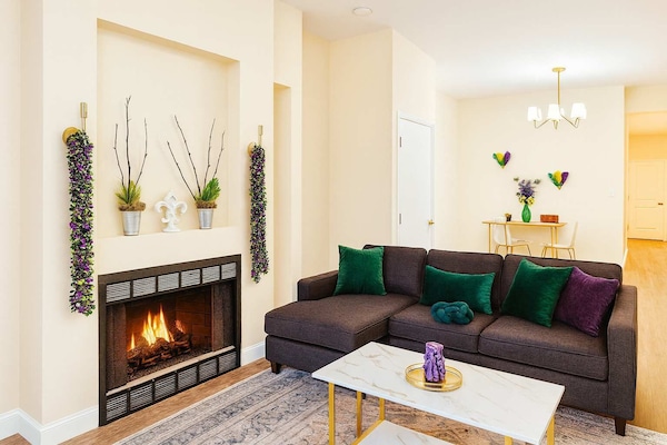 TV, fireplace, offices