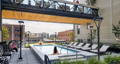 Ultra-Luxury Condo in the Middle of Downtown