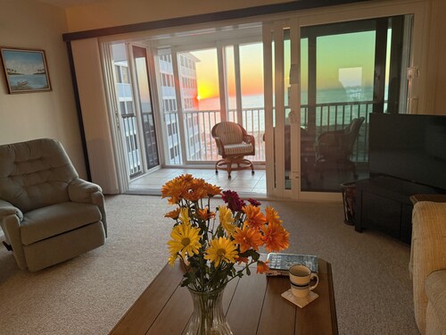 Seasonal Only Furnished Top-Floor Corner Unit Bay & Ocean Views Steps to Beach
